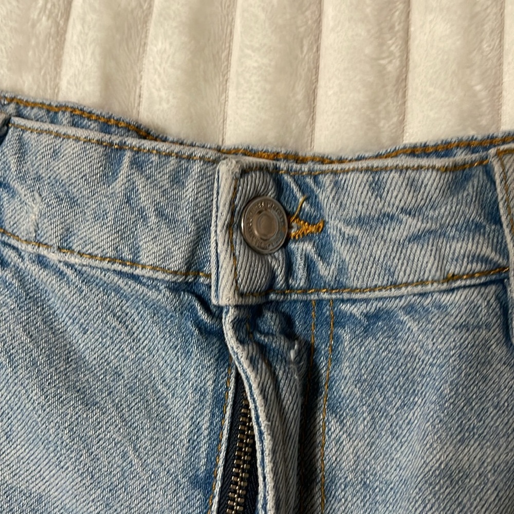 Zara High Waist Short | Size 10 - Picture 3 of 8